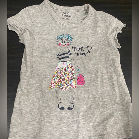Girls tee shirt with sequins design top XS - Picture 2 of 4